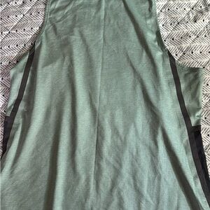 Lululemon Men’s Tank
